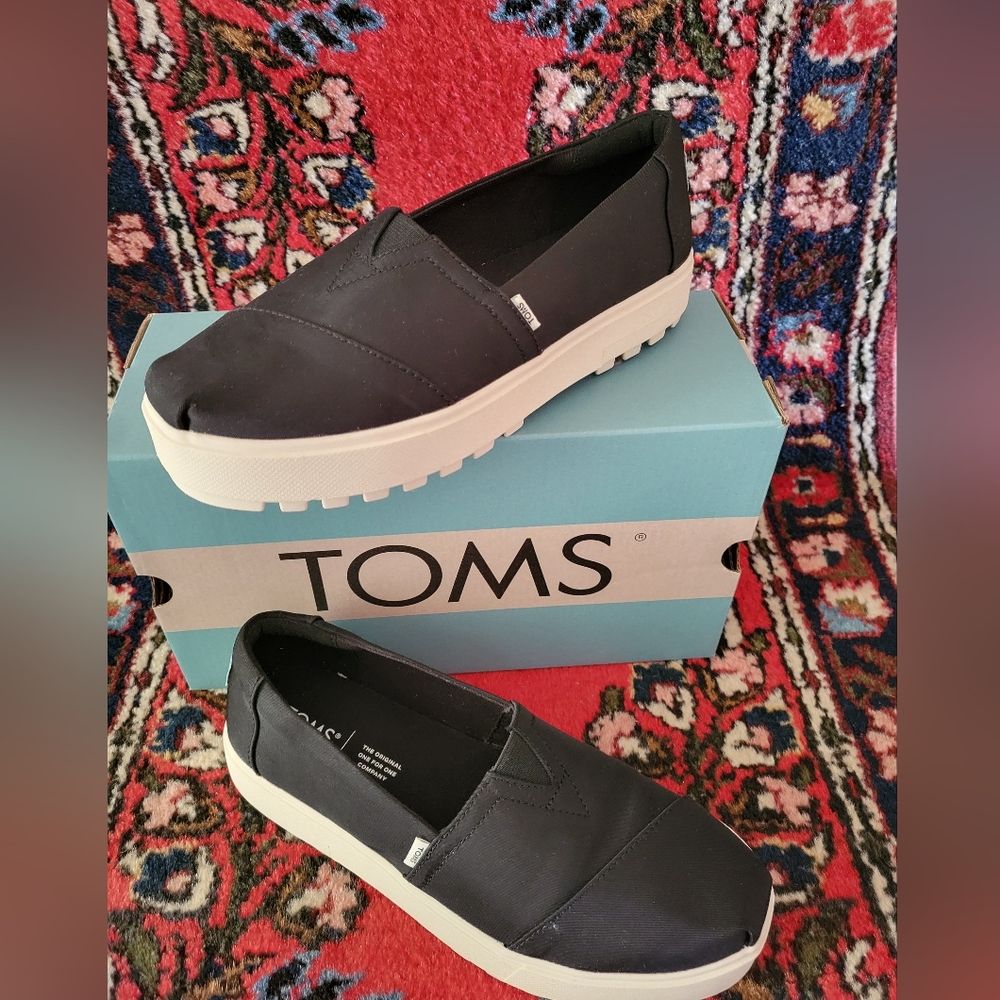Toms Alpargata Lug Size 7.5
